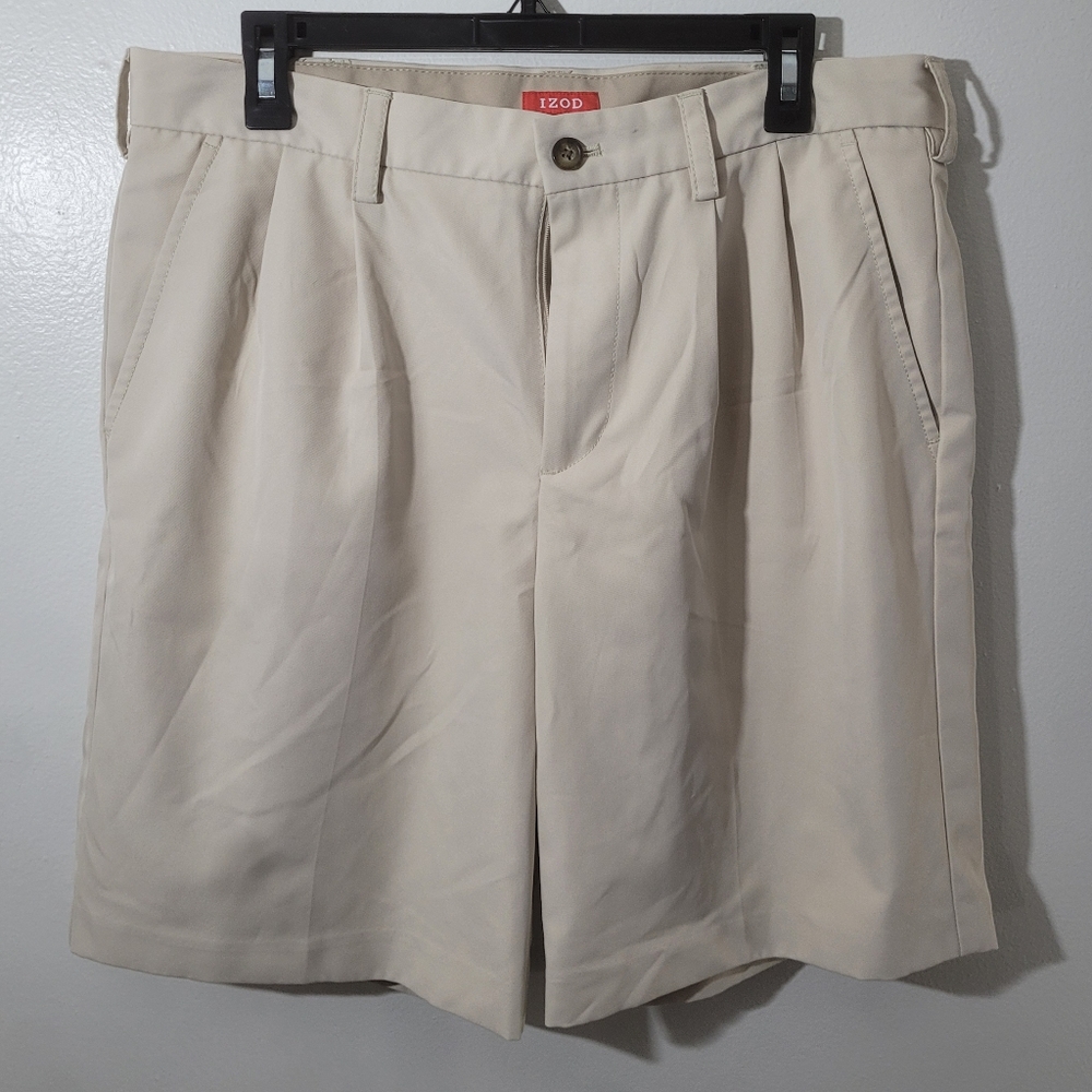 Men's Khaki Shorts Pleated Size 34